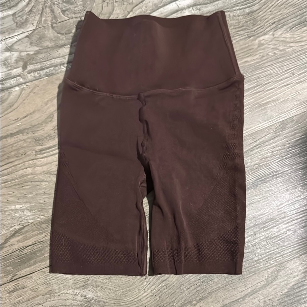 Fabletics sculpt knit Brown High-Waisted Biker Shorts